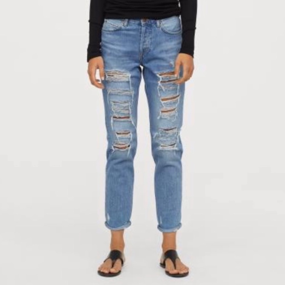 H&M &Denim Ripped Low-Rise Boyfriend Jeans (Size 2)